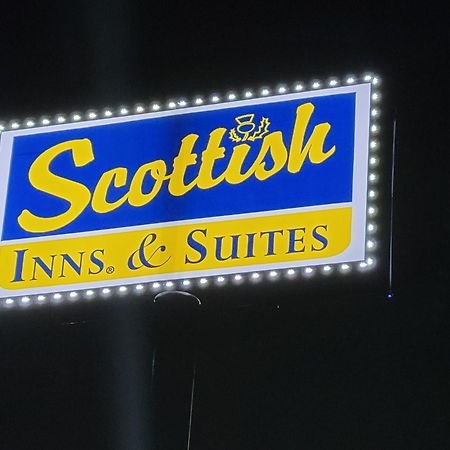 Scottish Inn & Suites Hankamer Luaran gambar